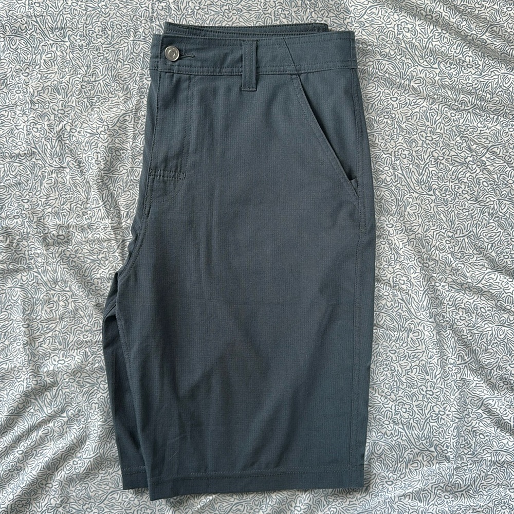 NWT Men's Prana hybridizer Shorts - Size 34